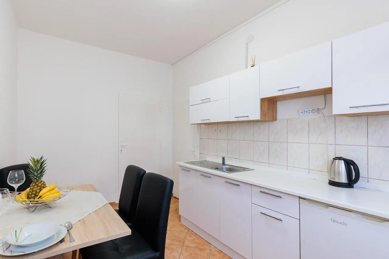 Apartman Toni Zadar 0*,