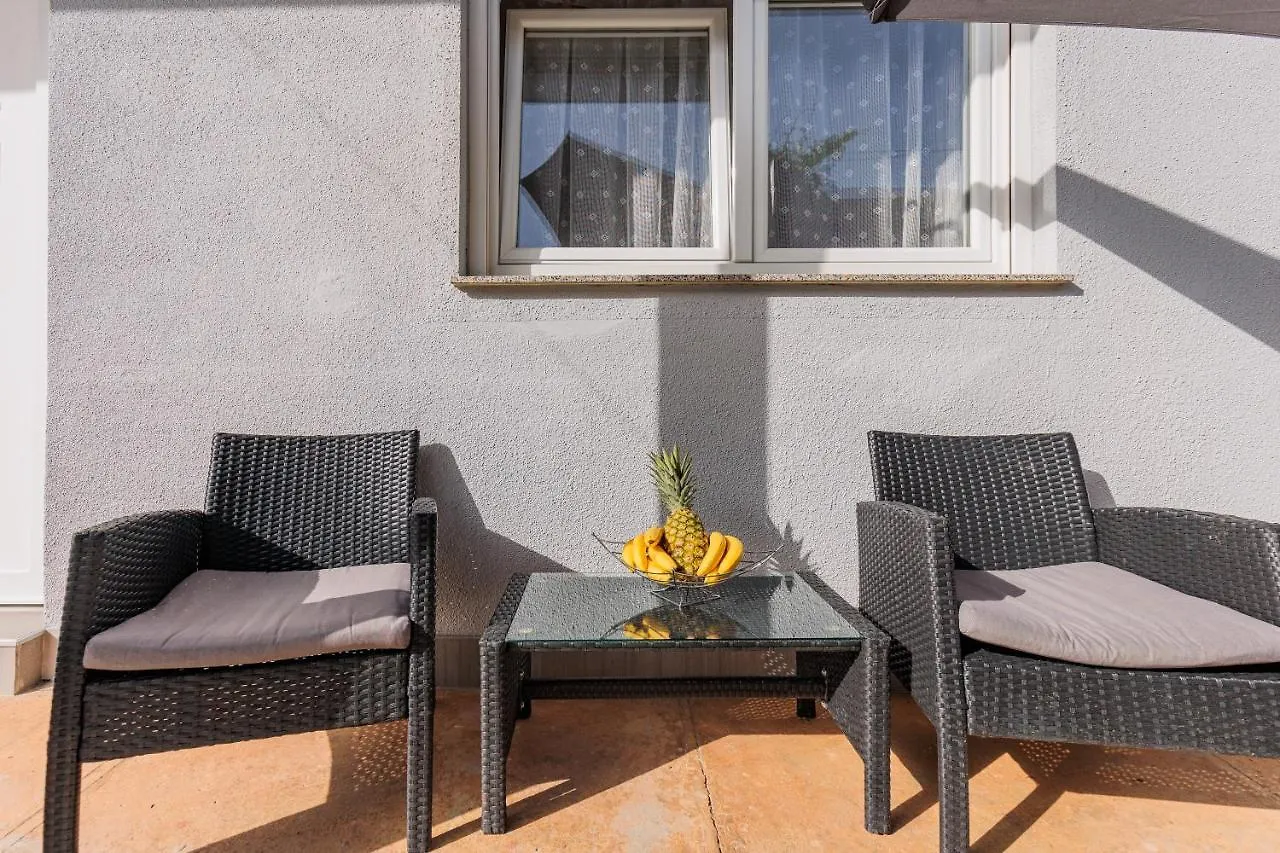 Apartment Apartman Toni Zadar